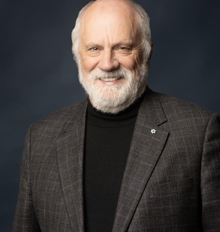 Headshot of Louis Francescutti