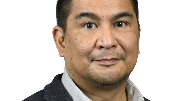 headshot of Neil Arao